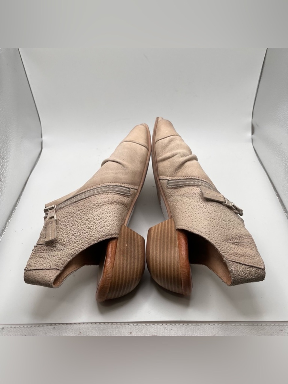 MIZ MOOZ Carla Peep Toe Bootie In Linen Open-Toe Low Heel Sandal size 40 US 9.5 - Picture 7 of 9
